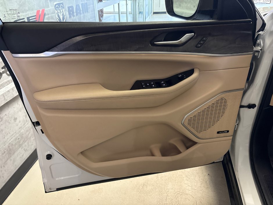 2022 Jeep Grand Cherokee 4xe