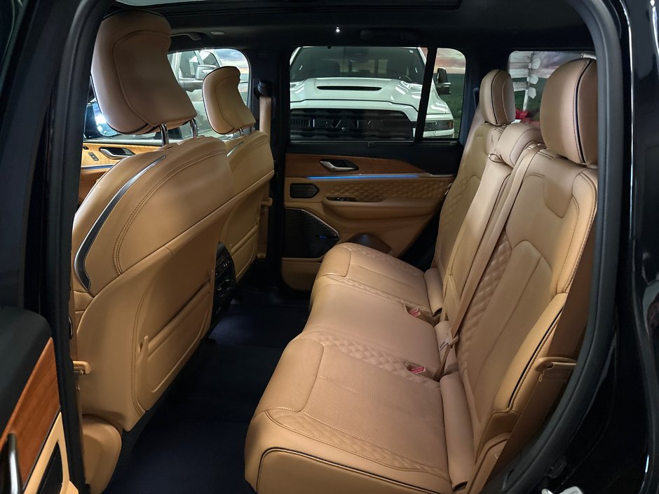 2023 Jeep Grand Cherokee 4xe Summit Reserve