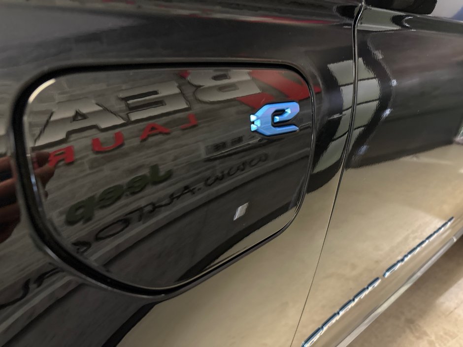 2023 Jeep Grand Cherokee 4xe Summit Reserve