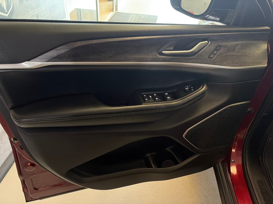 2025 Jeep Grand Cherokee 4xe