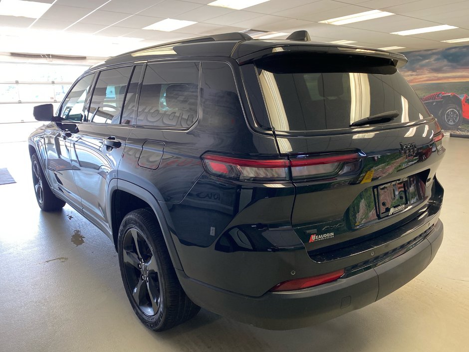 2021 Jeep GRAND CHEROKEE L LAREDO ALTITUDE