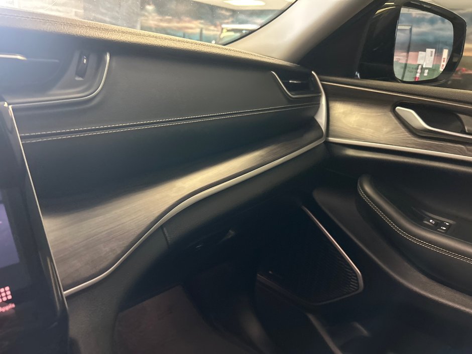 Jeep Grand Cherokee L Limited 2022