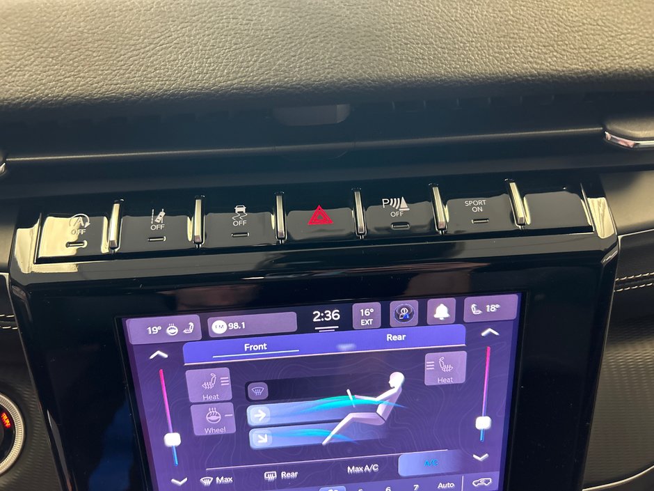 Jeep Grand Cherokee L ALTITUDE 2025