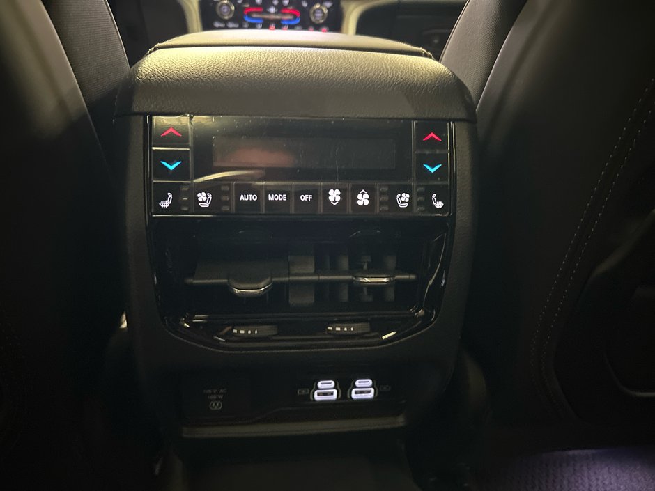 Jeep Grand Cherokee L SUMMIT RESERVE 2025