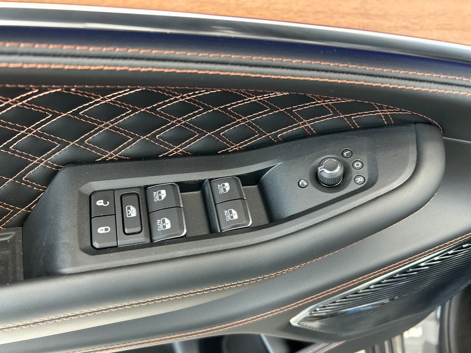 Jeep Grand Cherokee L SUMMIT RESERVE 2025