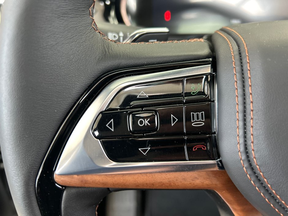 Jeep Grand Cherokee L SUMMIT RESERVE 2025