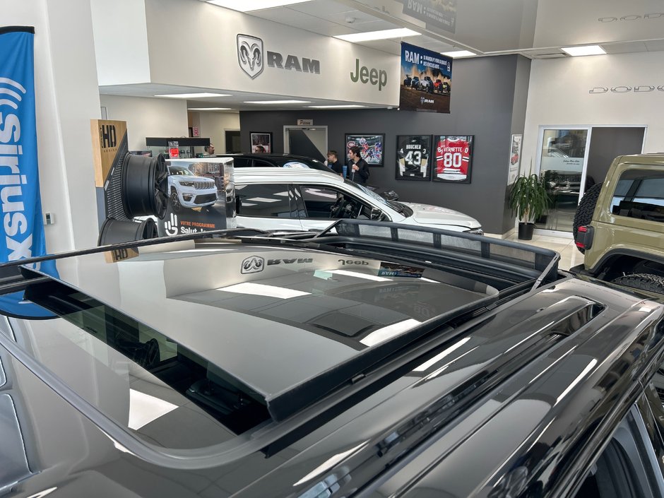 Jeep Grand Cherokee L SUMMIT RESERVE 2025