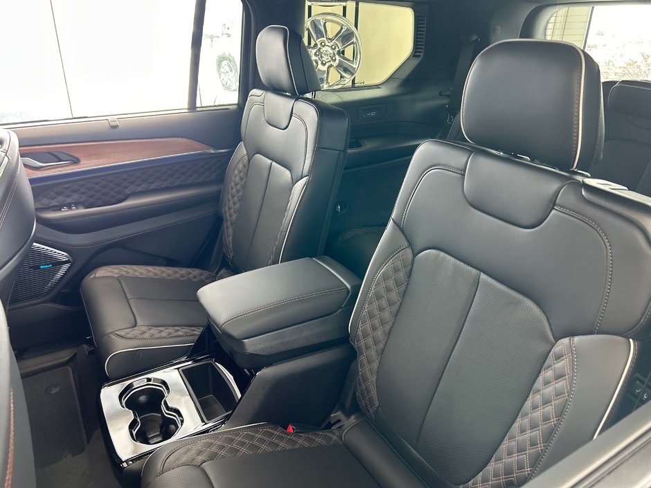 Jeep Grand Cherokee L SUMMIT RESERVE 2025