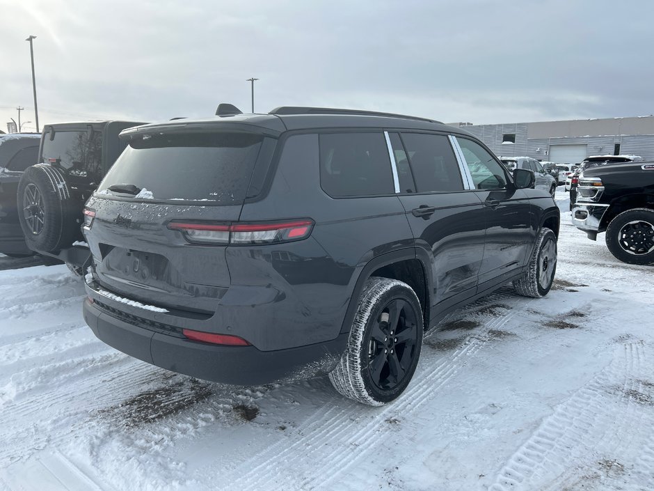 Jeep Grand Cherokee L ALTITUDE 2025