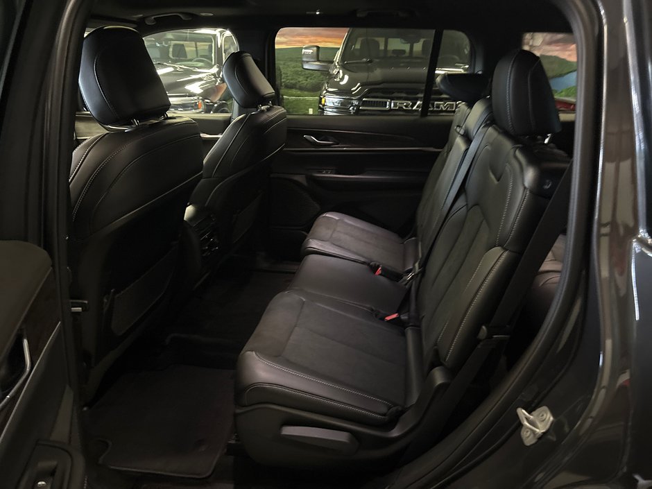 2026 Jeep Grand Cherokee L ALTITUDE