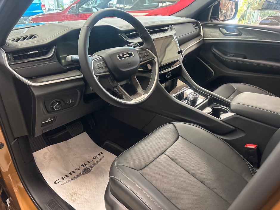 2026 Jeep Grand Cherokee L LIMITED RESERVE