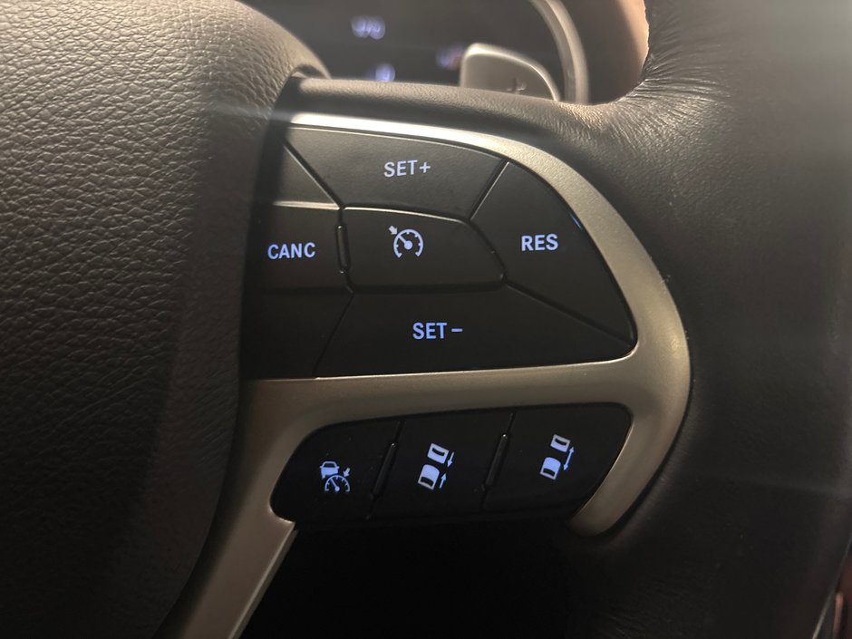 Jeep Grand Cherokee Summit 2019 4X4 SELECT TERRAIN * SIÈGES CUIR NATURA * AUDIO HARMAN KARDON * TOIT PANORAMIQUE * PHARE DHI BIXENON