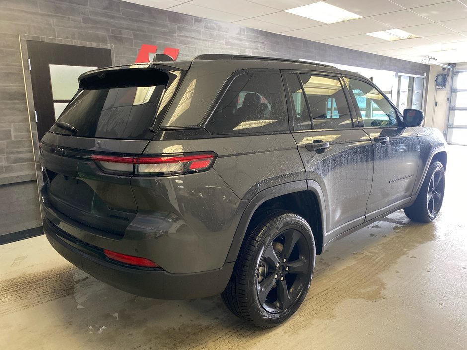 Jeep Grand Cherokee LIMITED 2025