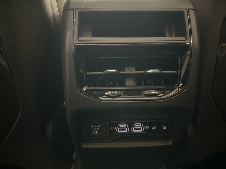 Jeep Grand Cherokee LIMITED 2025