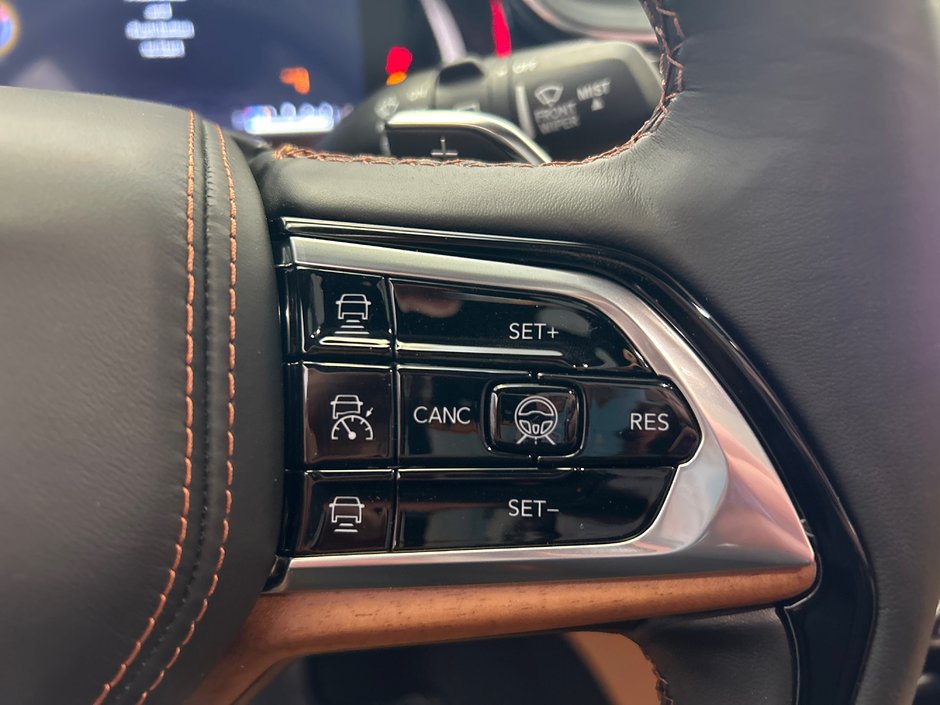 Jeep Grand Cherokee SUMMIT RESERVE 2025