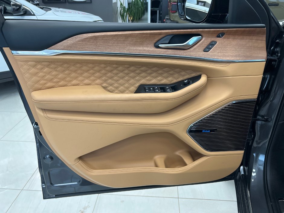 Jeep Grand Cherokee SUMMIT RESERVE 2025
