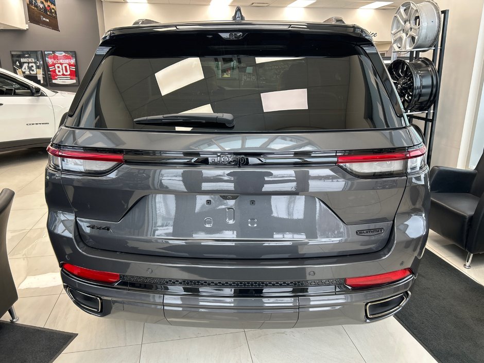 Jeep Grand Cherokee SUMMIT RESERVE 2025