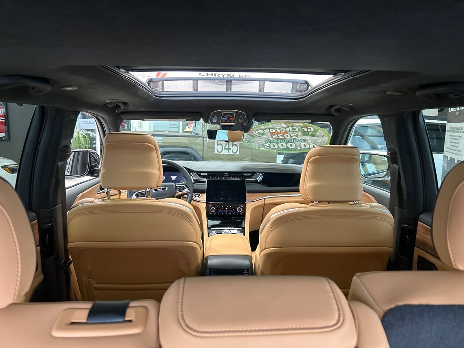 Jeep Grand Cherokee SUMMIT RESERVE 2025