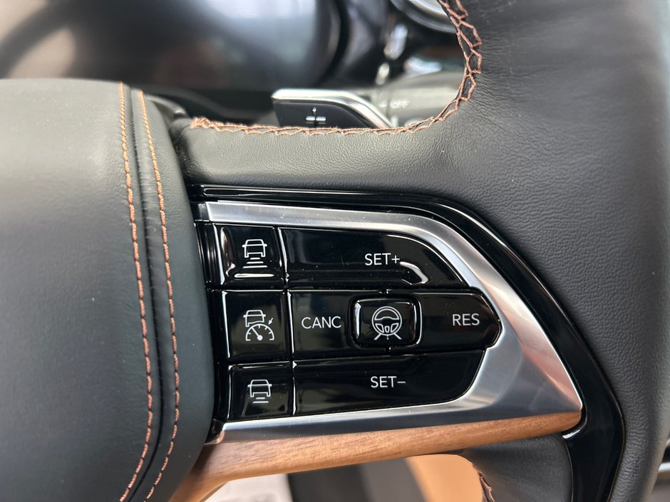 Jeep Grand Cherokee SUMMIT RESERVE 2025