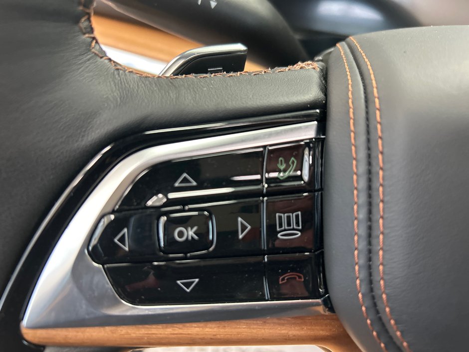 Jeep Grand Cherokee SUMMIT RESERVE 2025