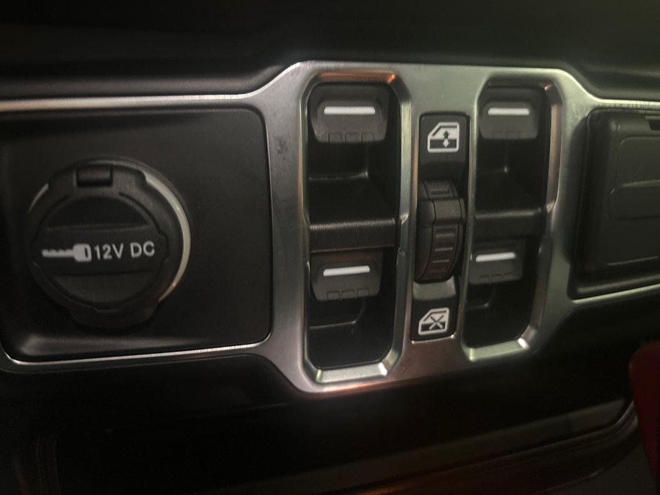 2024 Jeep WRANGLER 4-Door SPORT S