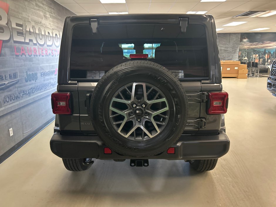 Jeep WRANGLER 4-Door SAHARA 2025