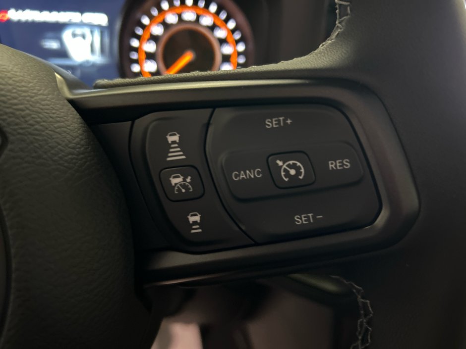 Jeep Wrangler 4-Door WILLYS 2026