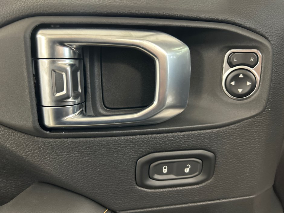 2026 Jeep Wrangler 4-Door SAHARA