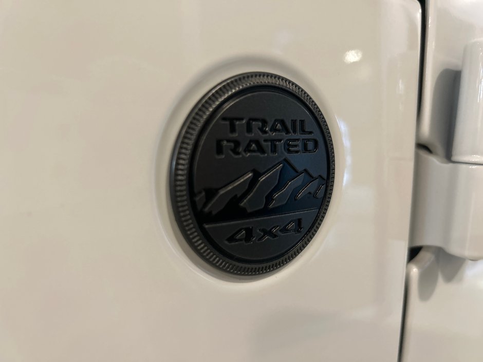 Jeep Wrangler 4-Door WILLYS 2026