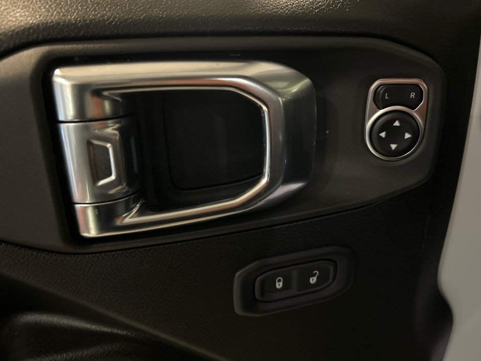 Jeep Wrangler 4-Door WILLYS 2026