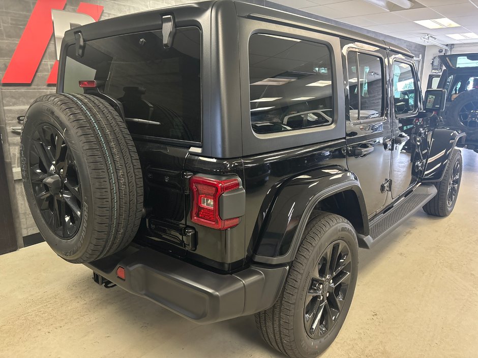 Jeep Wrangler 4xe SAHARA 2024