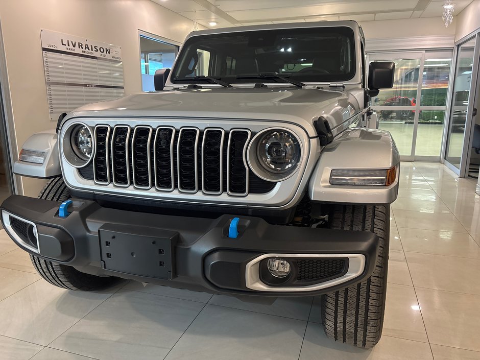 2024 Jeep Wrangler 4xe SAHARA