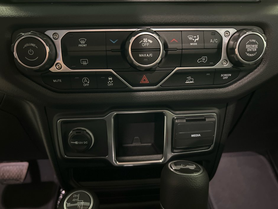 Jeep Wrangler SPORT 2024