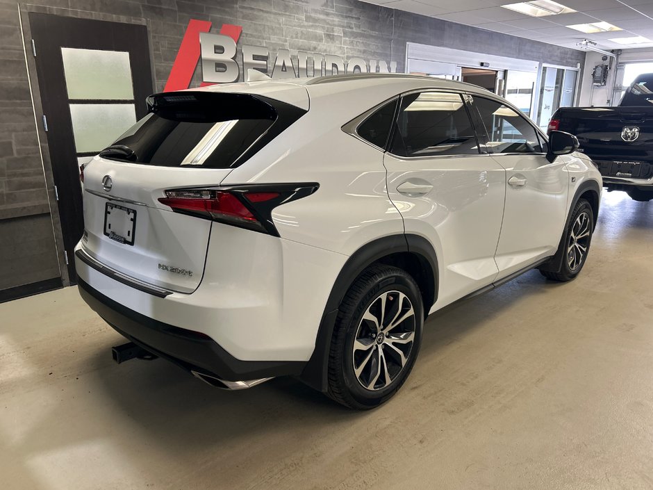 Lexus NX 200T BASE/200T F-SPORT  2016
