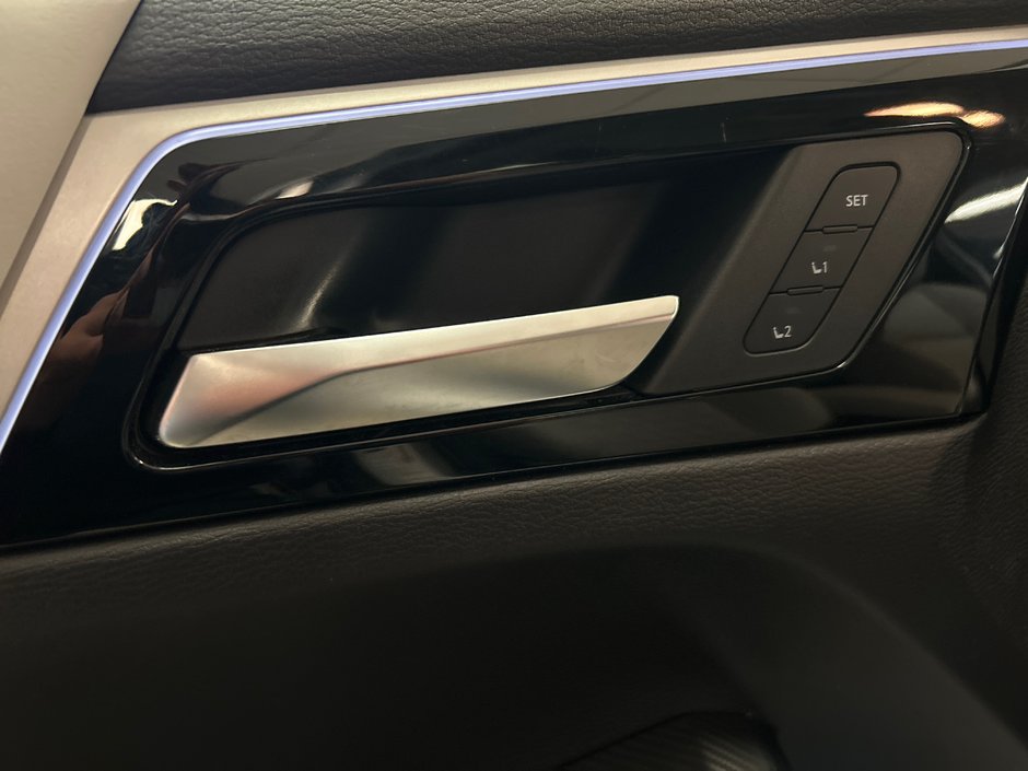 Mitsubishi Outlander  2022