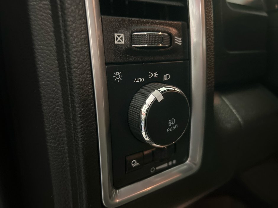 2022 Ram 1500 Classic Warlock