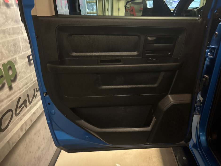 2023 Ram 1500 Classic Express