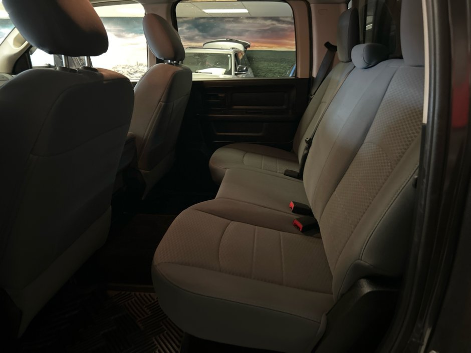Ram 1500 CREW ST 2014