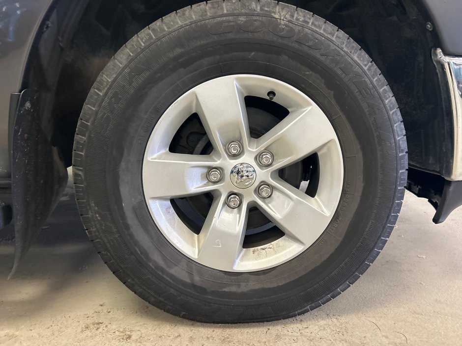 Ram 1500 CREW ST 2014