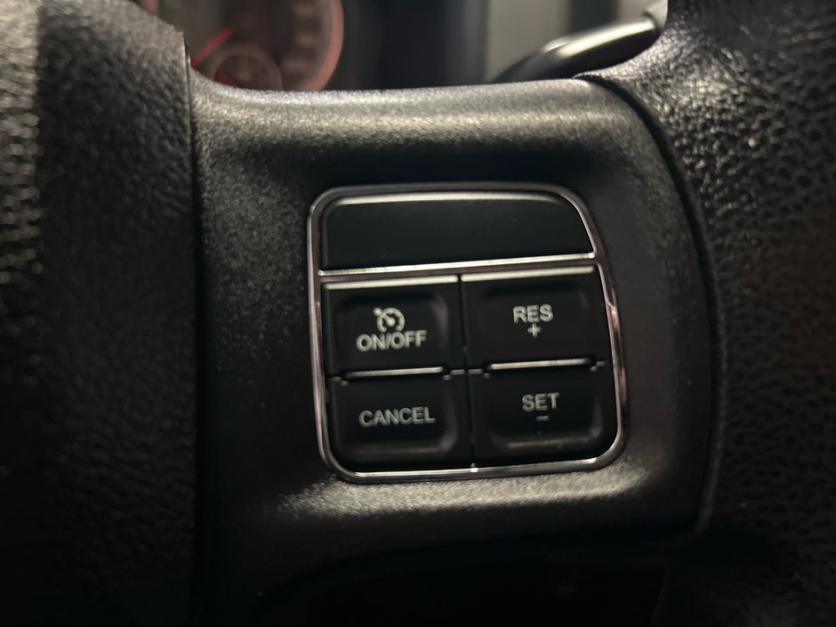 Ram 1500 CREW ST 2014