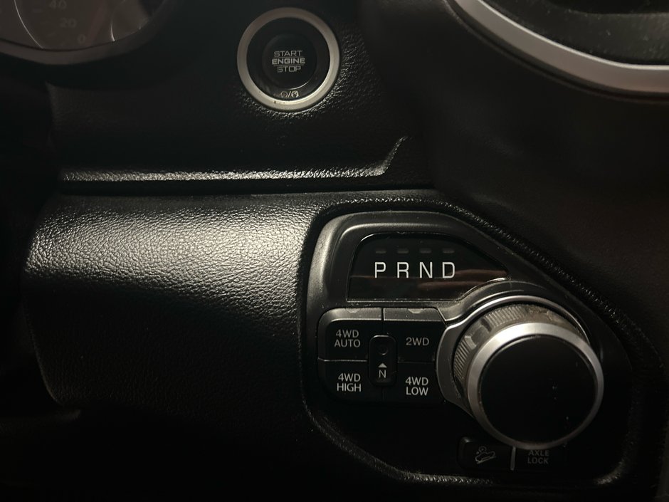 2020 Ram 1500 CREW Big Horn