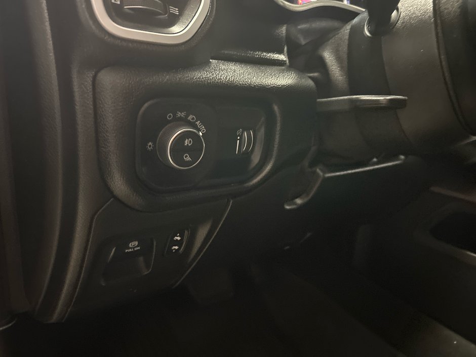 2020 Ram 1500 CREW Big Horn