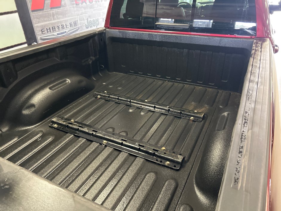 Ram 1500 CREW Laramie 2021