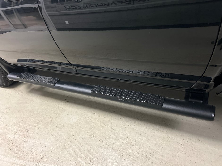 2021 Ram 1500 CREW Express