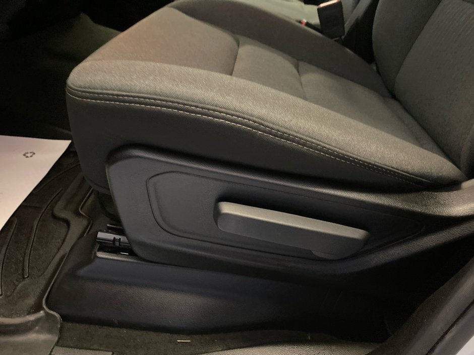 2022 Ram 1500 CREW Tradesman