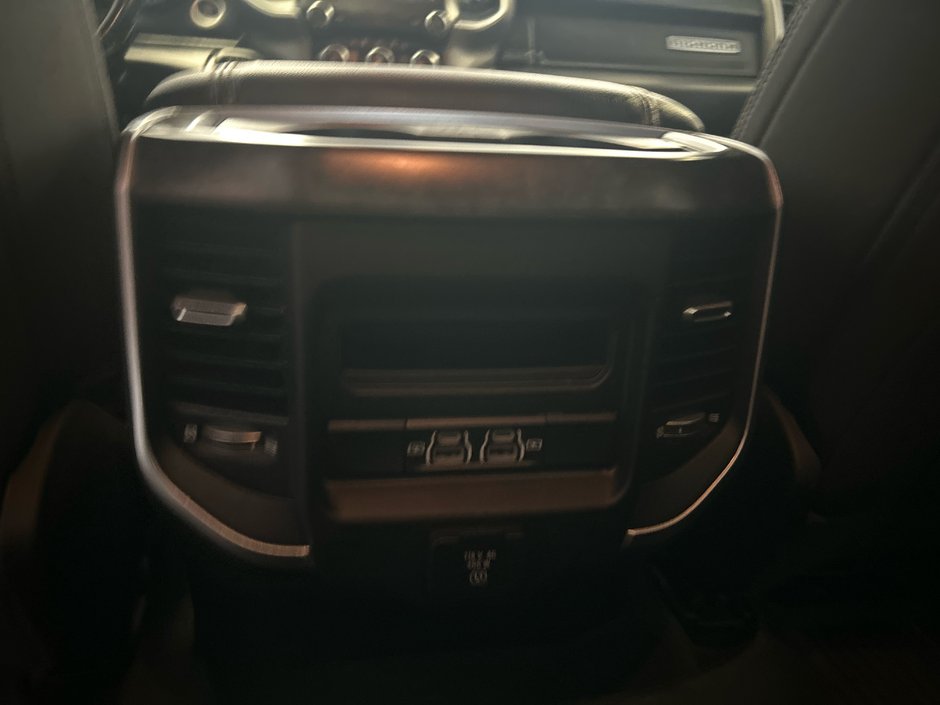 2022 Ram 1500 CREW Big Horn