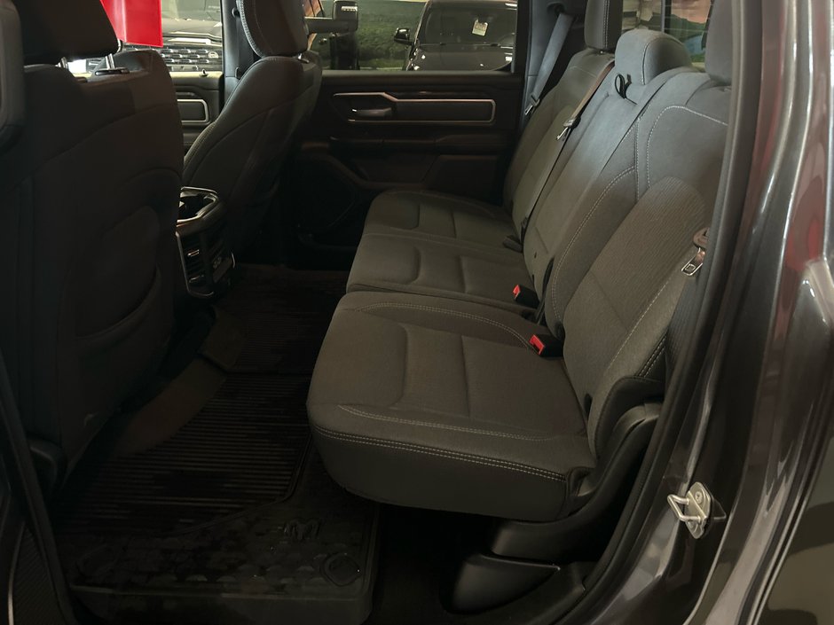 2022 Ram 1500 CREW Big Horn
