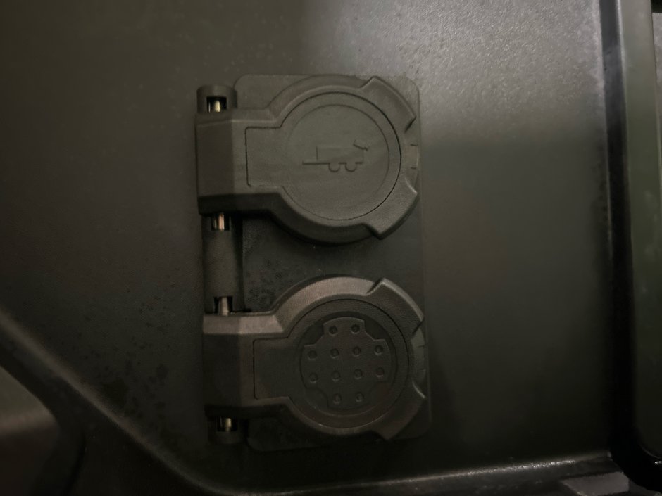 Ram 1500 SPORT 2025 ENSEMBLE REMORQUAGE * CUIR SIÈGES AVANT VENTILÉS * ÉCRAN 14'' AUDIO HARMAN KARDON * CONDUITE ASSISTÉ