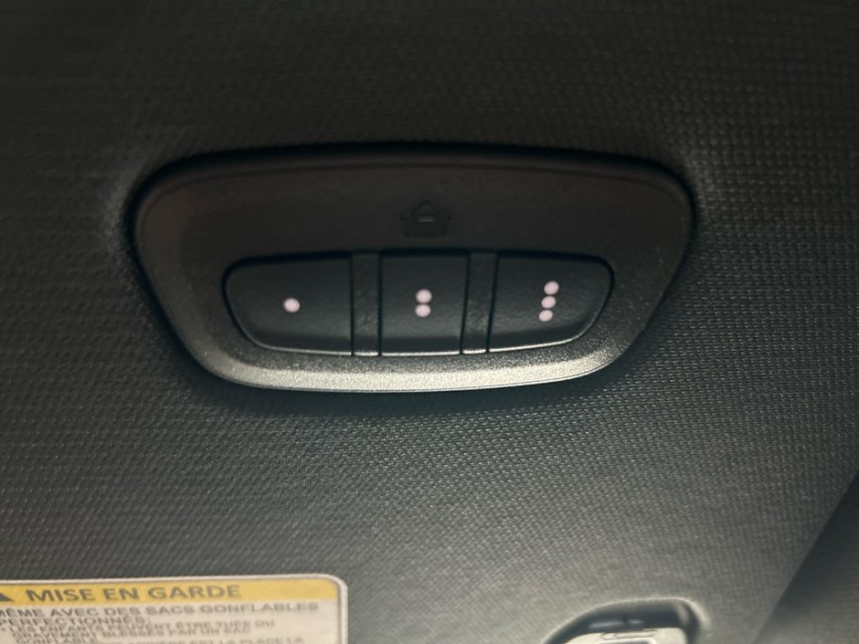 2025 Ram 1500 SPORT