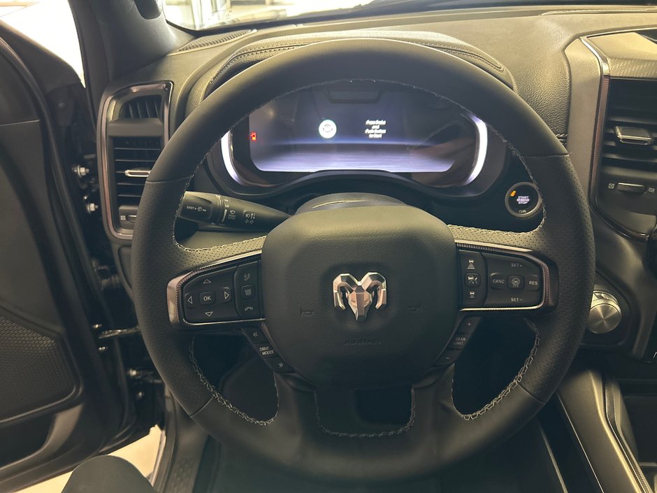 2025 Ram 1500 SPORT